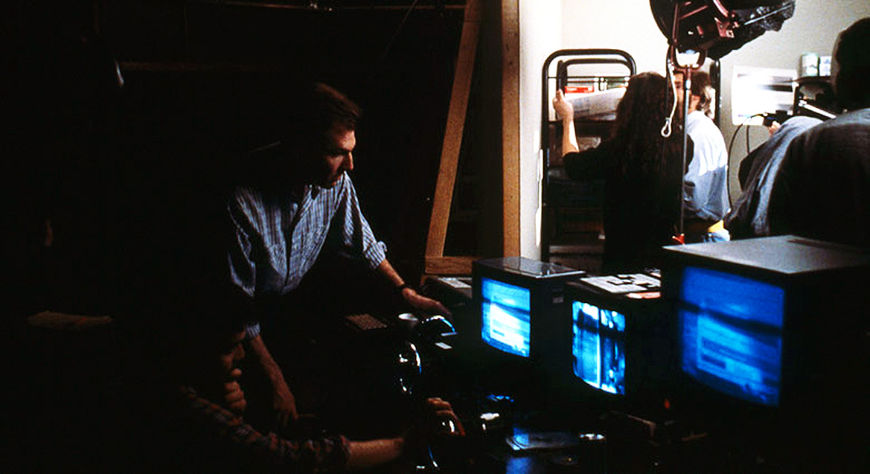 IMAGE: Randall Balsmeyer on Dead Ringers Set